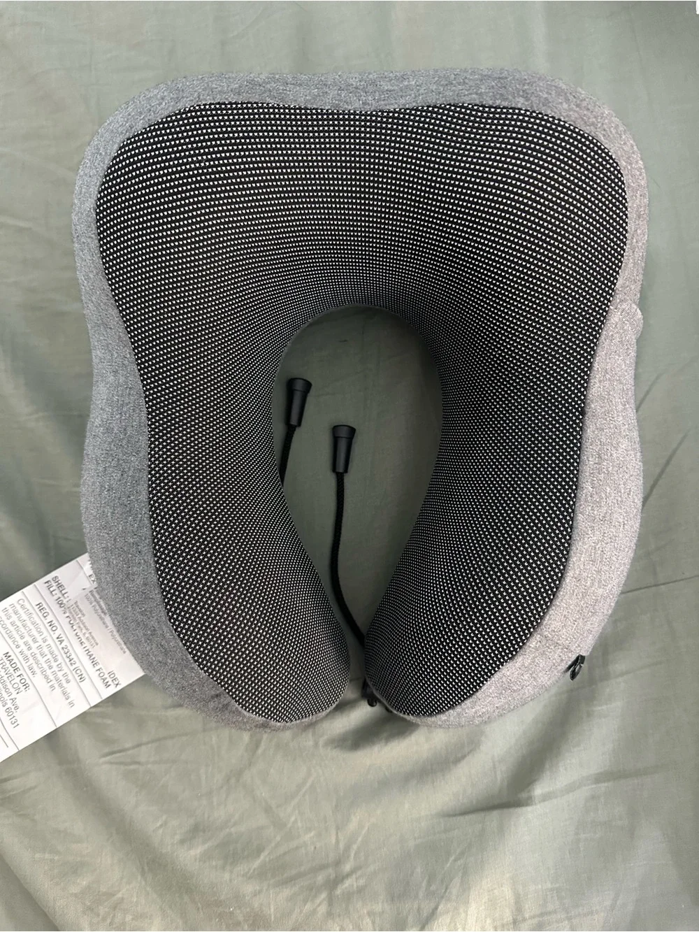 Gray Travel Neck Pillow m